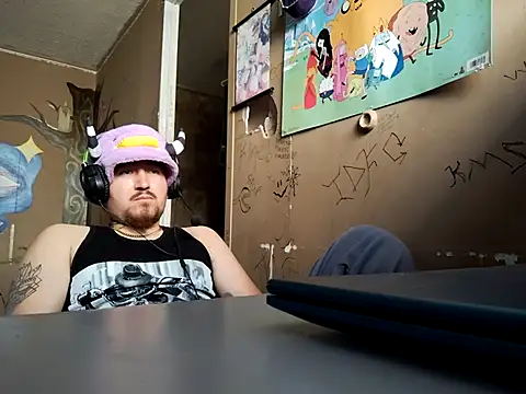 XSnowFlakeX15 online show from 05-06-26, 10:14