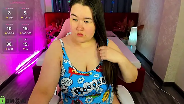 Miss Triss online show from 05-17-26, 08:03