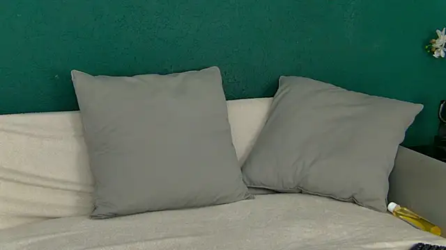 Snapshot of SkinnyNatty chatting on 07-19-26, 03:59 SkinnyNatty online show from 07-19-26, 03:59