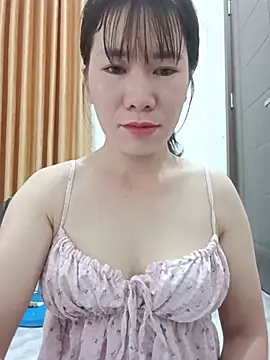 Bondgirl 9 online show from 07-16-26, 10:40