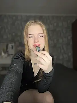 KayShaw online show from 04-10-26, 05:25