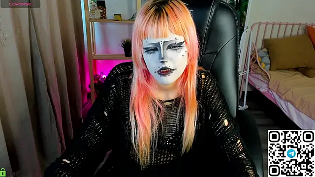 Necucuby online show from 05-18-26, 08:08