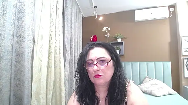 ValerieSmiths online show from 03-08-26, 07:44