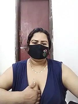 Snapshot of Star--Girl chatting on 06-20-26, 01:38 Star--Girl online show from 06-20-26, 01:38