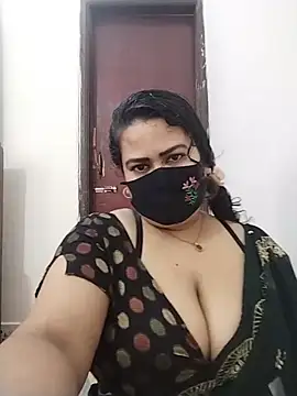 Snapshot of Star--Girl chatting on 07-18-26, 04:10 Star--Girl online show from 07-18-26, 04:10