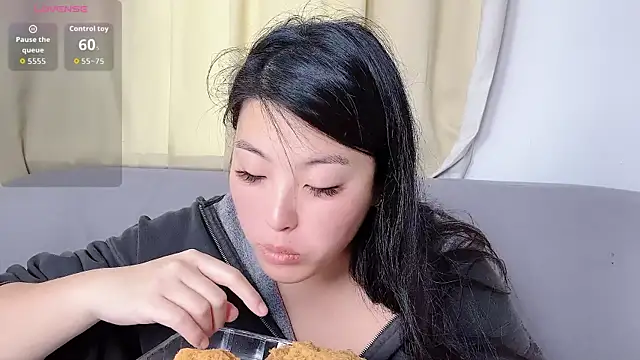 Tavie1744 online show from 04-11-26, 12:07