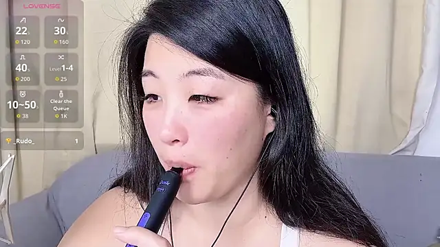 Tavie1744 online show from 04-16-26, 12:00