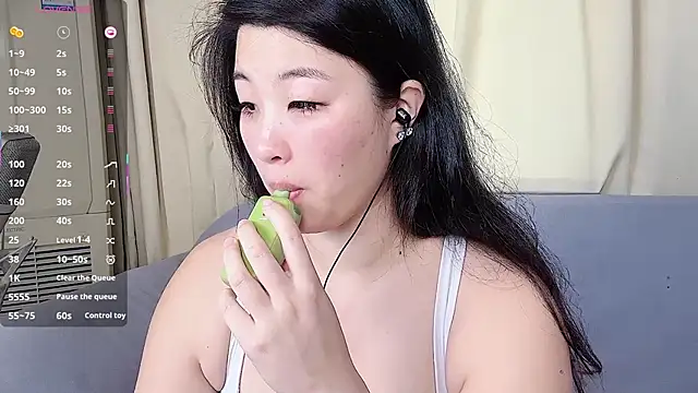 Snapshot of Tavie1744 chatting on 07-01-26, 11:16 Tavie1744 online show from 07-01-26, 11:16