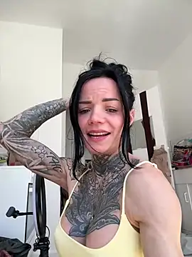 SkinnyLilly online show from 04-29-26, 12:31