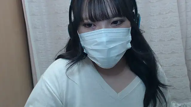 suzuchan0918 online show from 03-04-26, 11:07