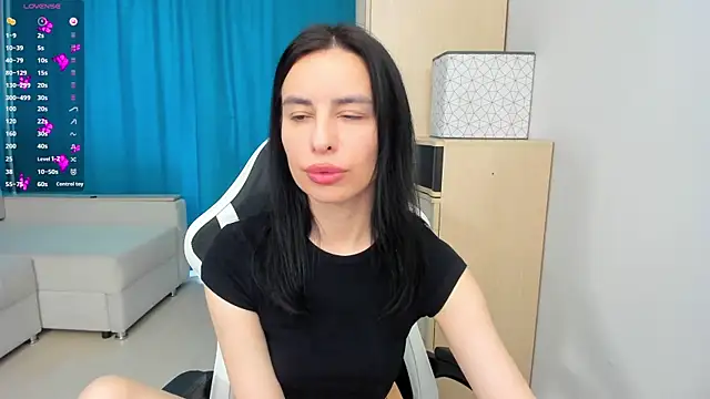 Snapshot of Horny__Nikki chatting on 07-11-26, 12:11 Horny Nikki online show from 07-11-26, 12:11