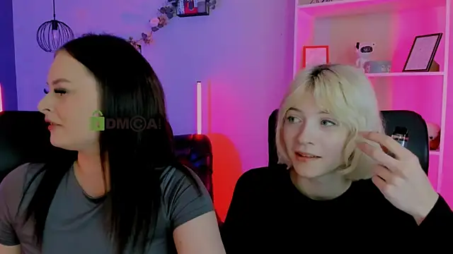 miss courtney  online show from 04-13-26, 09:13