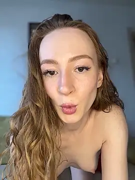 Little Candy 18 online show from 03-19-26, 06:24