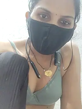 lovelypooja93 online show from 08-02-26, 05:32