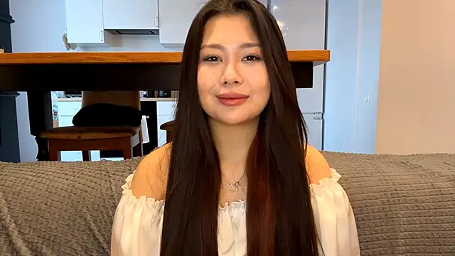 YukiLian online show from 03-05-26, 01:08