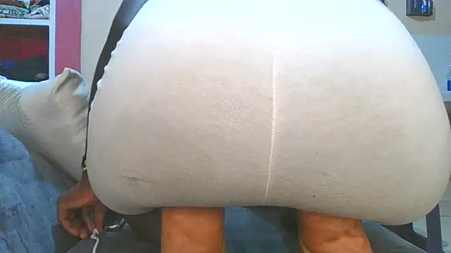 Africanbabe  online show from 05-14-26, 10:07