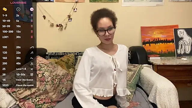 Selena blom online show from 04-09-26, 01:06