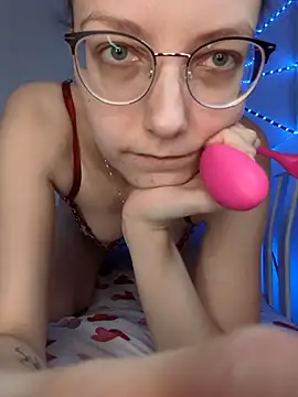 Snapshot of NancyPink chatting on 03-04-26, 09:28 NancyPink online show from 03-04-26, 09:28