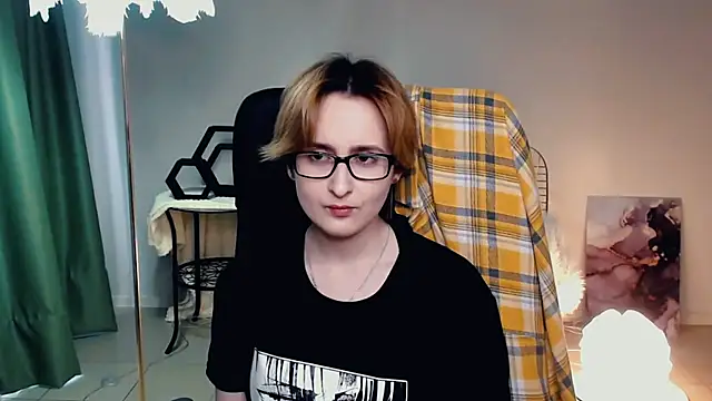 LixeLuna online show from 05-31-26, 07:03