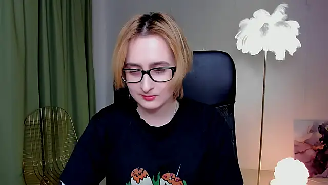 LixeLuna online show from 03-05-26, 09:39