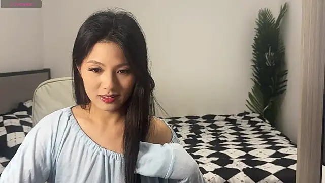 onlylookatu online show from 03-24-26, 05:24