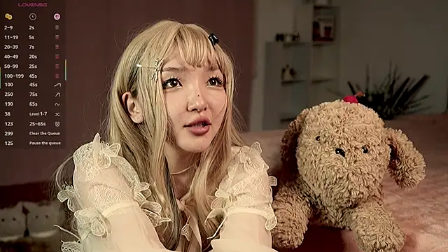 Linhmew online show from 05-16-26, 08:41