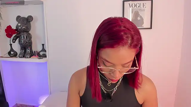 Im Scarlett  online show from 03-12-26, 06:23