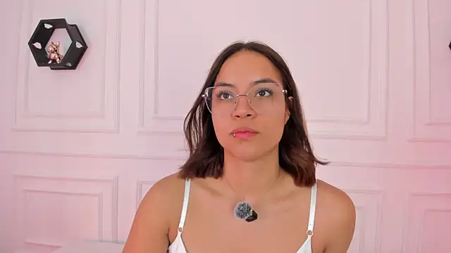 Im Scarlett  online show from 05-27-26, 07:10