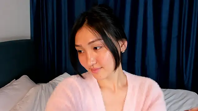 Snapshot of VesperCrown chatting on 03-14-26, 10:38 VesperCrown online show from 03-14-26, 10:38