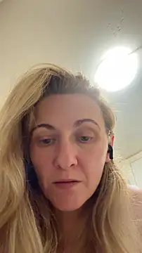 Secret Ladyx online show from 05-10-26, 06:43