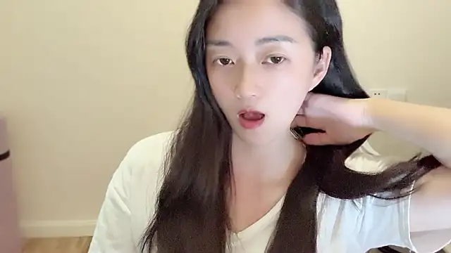 Snapshot of jinxiyao01 chatting on 06-02-26, 08:36 jinxiyao01 online show from 06-02-26, 08:36