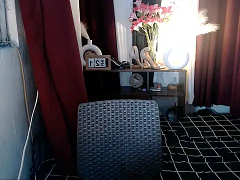 DevilCockMaxine online show from 04-23-26, 12:11