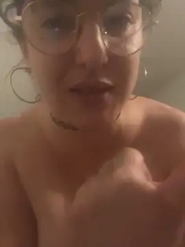 Xlilli69X online show from 05-28-26, 12:40