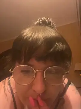 Xlilli69X online show from 05-14-26, 06:38