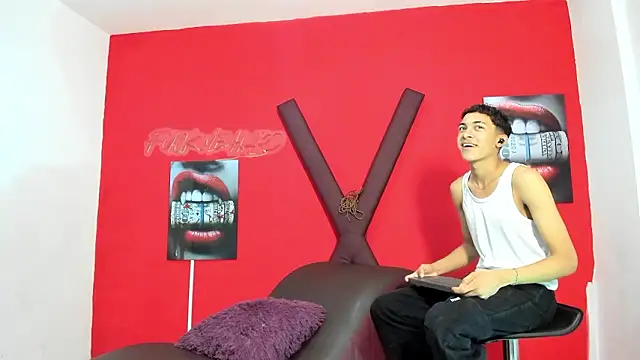 SKYN MAN online show from 03-21-26, 01:18