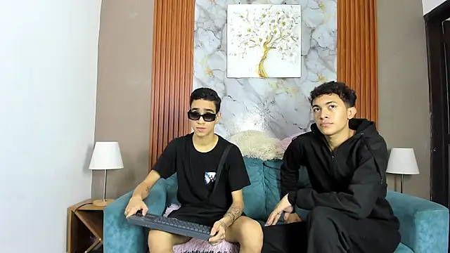 SKYN MAN online show from 04-13-26, 07:34