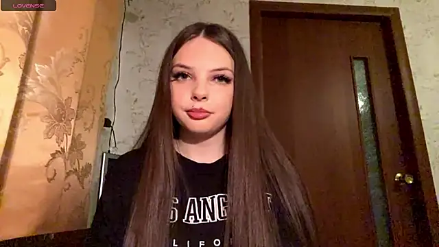 Snapshot of MiaClarka chatting on 03-03-26, 05:42 MiaClarka online show from 03-03-26, 05:42