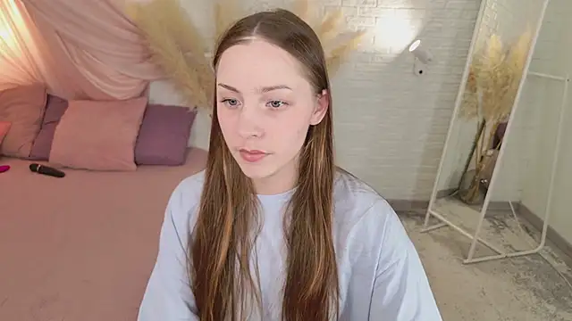 I m Regina online show from 04-05-26, 05:58