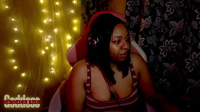 Goddess MercedesRedd online show from 07-18-26, 05:10