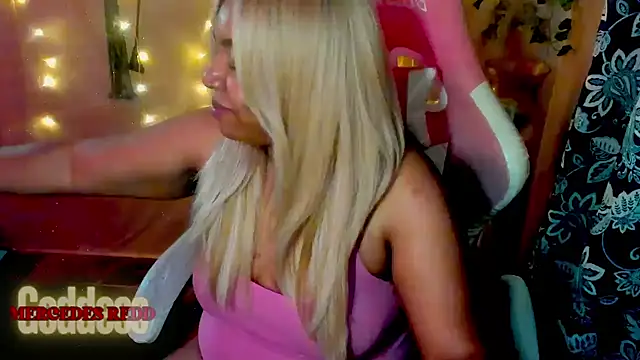 Goddess MercedesRedd online show from 06-19-26, 02:34