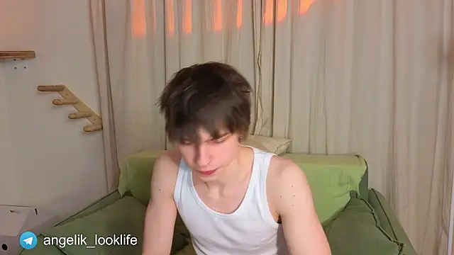 look angelic online show from 03-14-26, 02:06