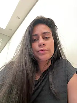 Snapshot of Geovana_blan chatting on 03-03-26, 08:16 Geovana blan online show from 03-03-26, 08:16