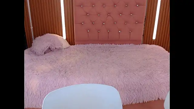 vicky wel online show from 05-30-26, 06:46