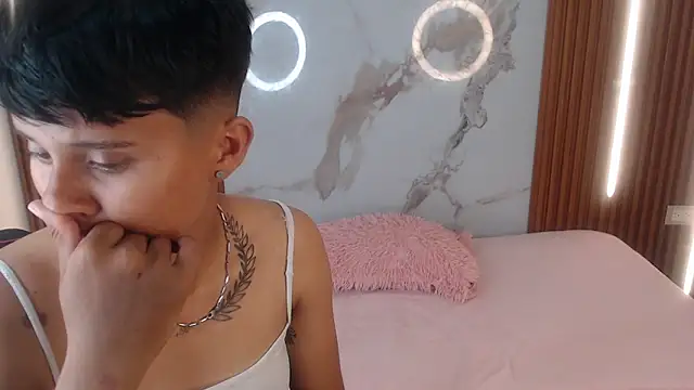 vicky wel online show from 03-20-26, 07:59