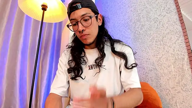 Enzo rey online show from 03-03-26, 09:22