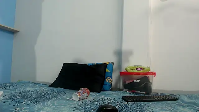 zoecute5817 online show from 05-04-26, 12:47