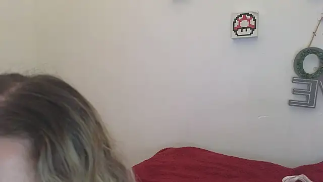 Caroline hernandes online show from 04-28-26, 12:53