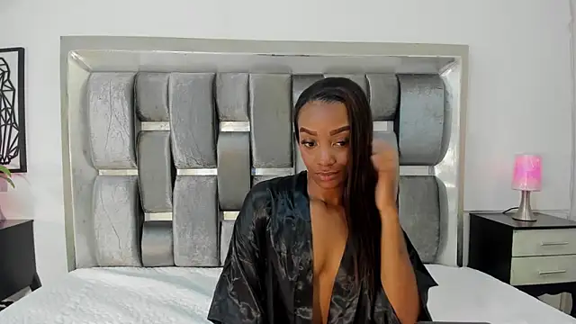 Snapshot of SandyAdaezee chatting on 06-10-26, 02:35 SandyAdaezee online show from 06-10-26, 02:35