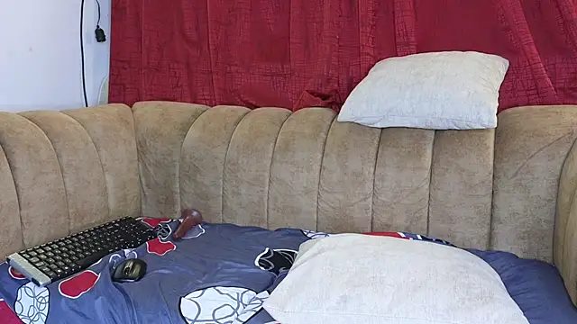 ahnaysexx online show from 04-16-26, 09:39