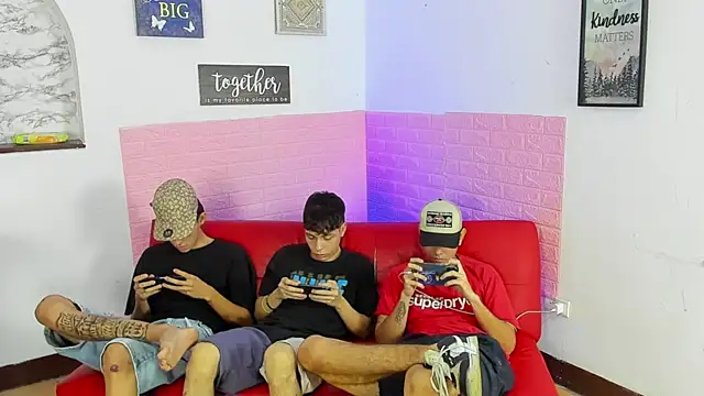 SecretLuna  online show from 03-31-26, 05:04